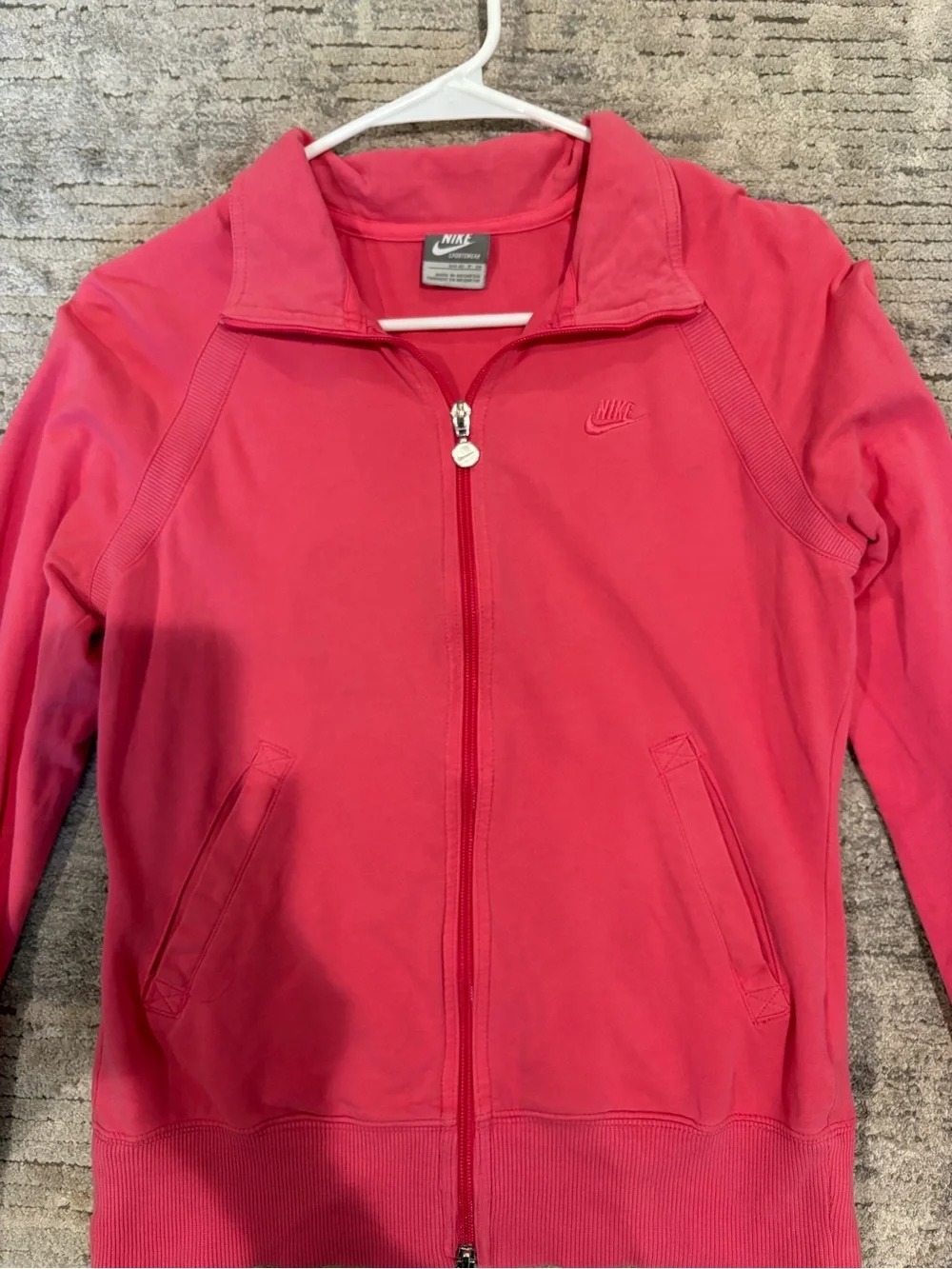 Nike Women's Hot Pink Pink Zip-Front activewear Jacket